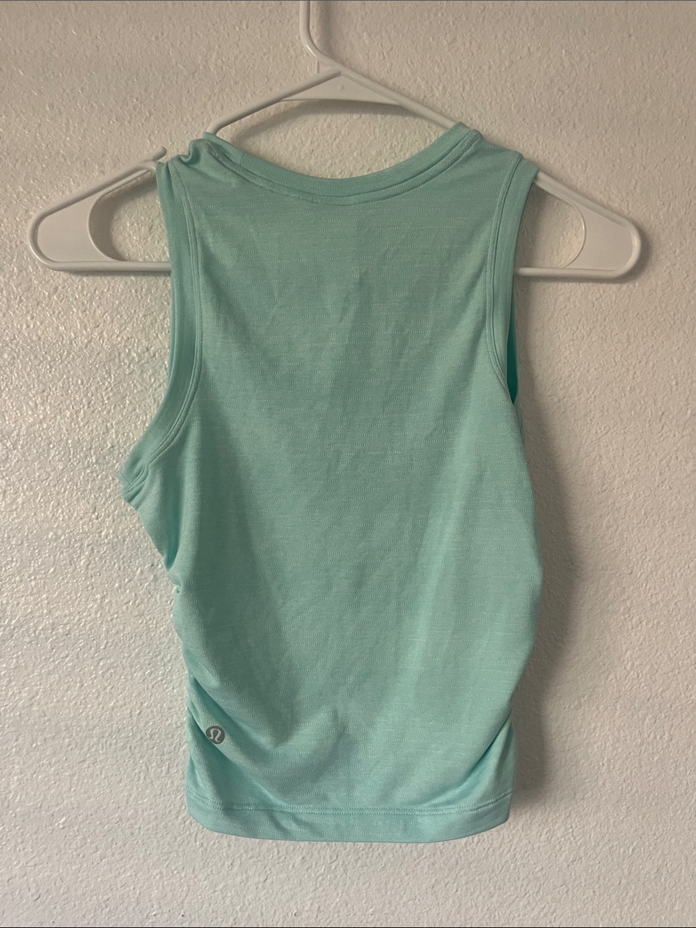 Lululemon Cinch Baby Blue Tank Top Size 4 - Picture 4 of 4